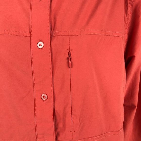 The North Face Flashdry size M  button down top - Picture 5 of 12